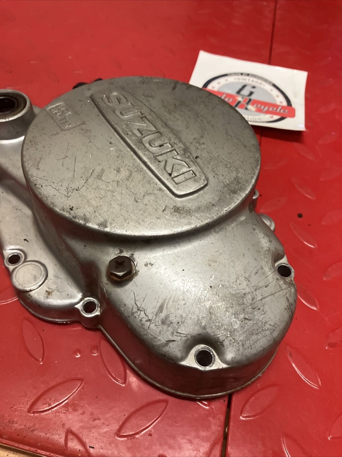 Suzuki RV125 1975 right crankcase clutch cover
