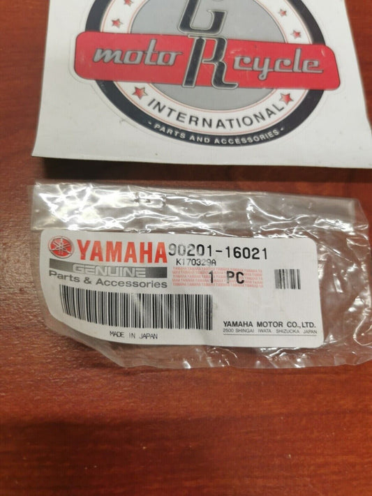 NOS Yamaha WR200 YXM70 YXE70 YXC70 YXC700 YXM700 PLATE WASHER 90201-16021-00 Y82