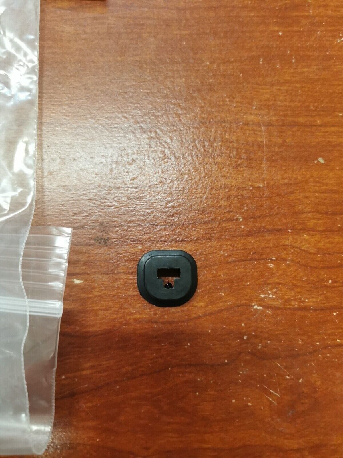 NOS KTM HUSQ 365 372 CHOKE GROMMET 503734401 KT4