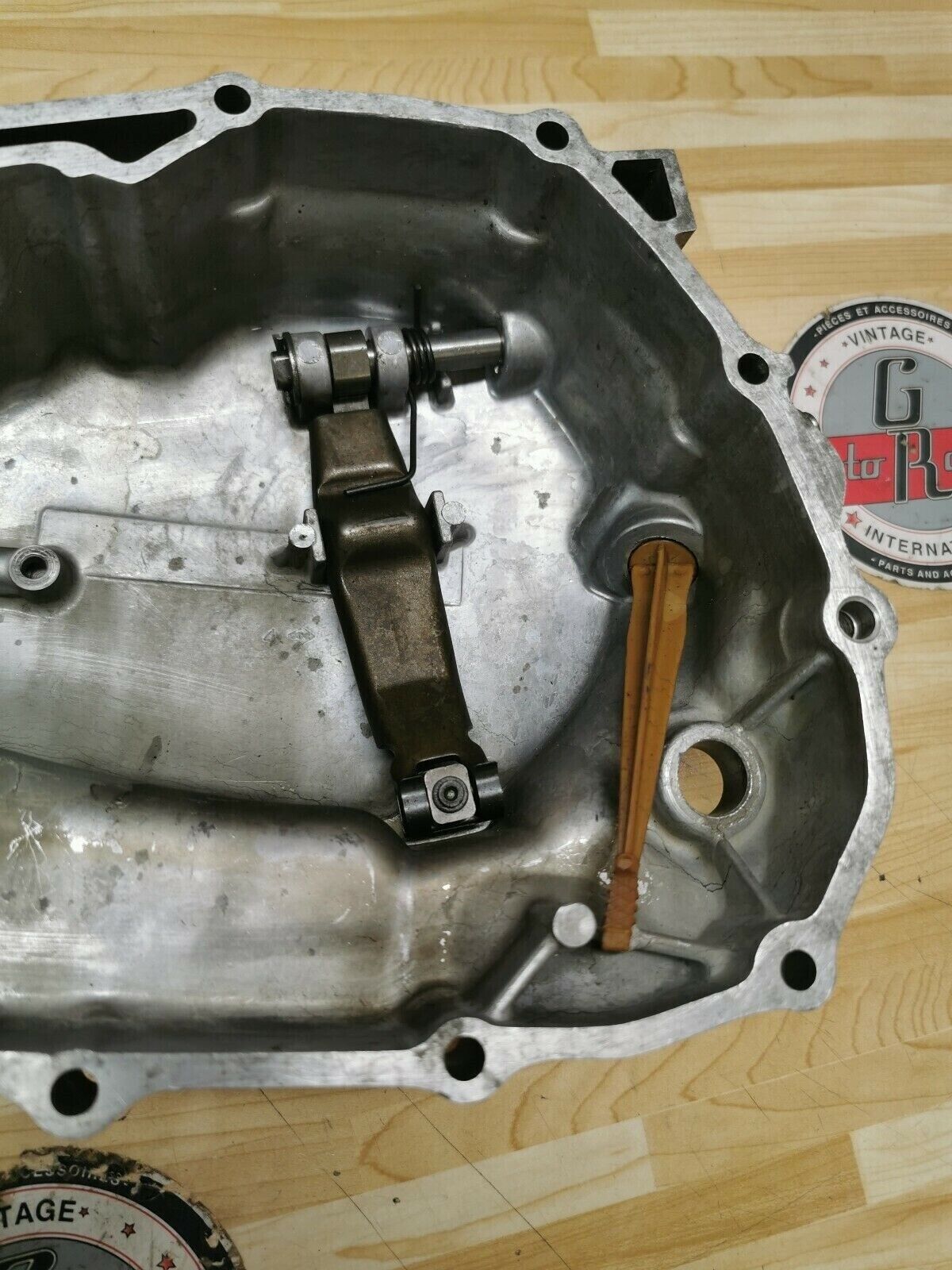 Honda CB125S 1975 right crankcase clutch cover panel