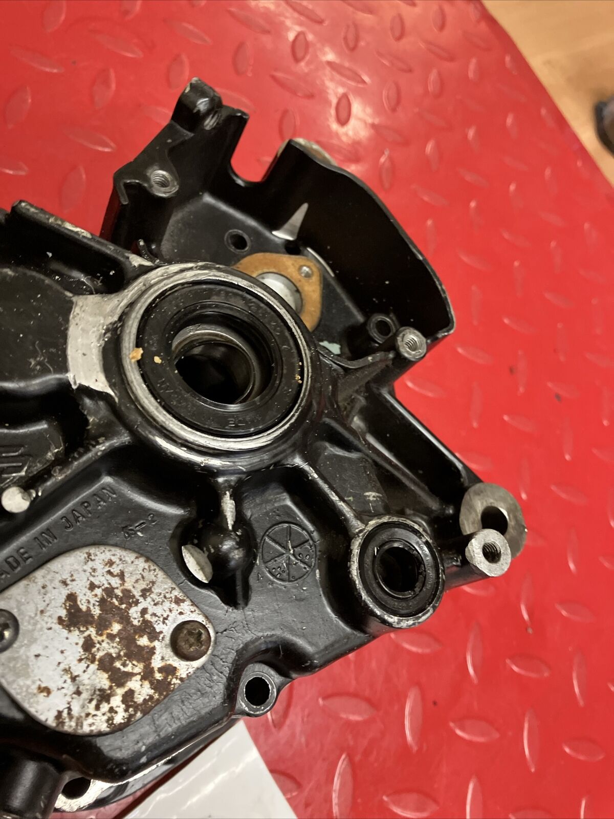 Suzuki DS100 1980 Crankcase set left right