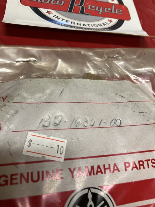 NOS YAMAHA CLUTCH FRICTION PLATE 132-16321-00-00 SUB BY 3HA-16321-00-00 Y59