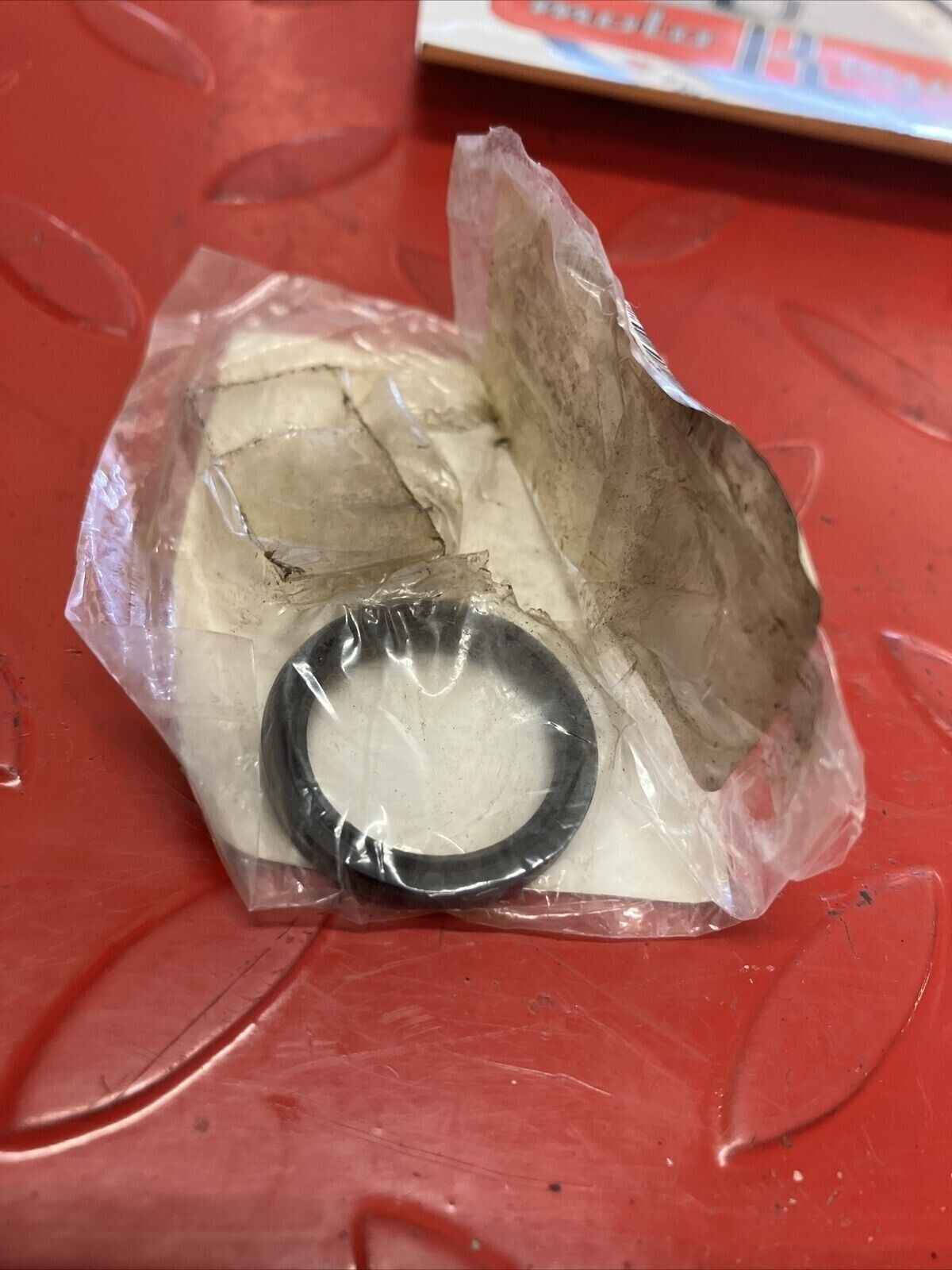 NOS KAWASAKI SEAL 92093-0033 K11
