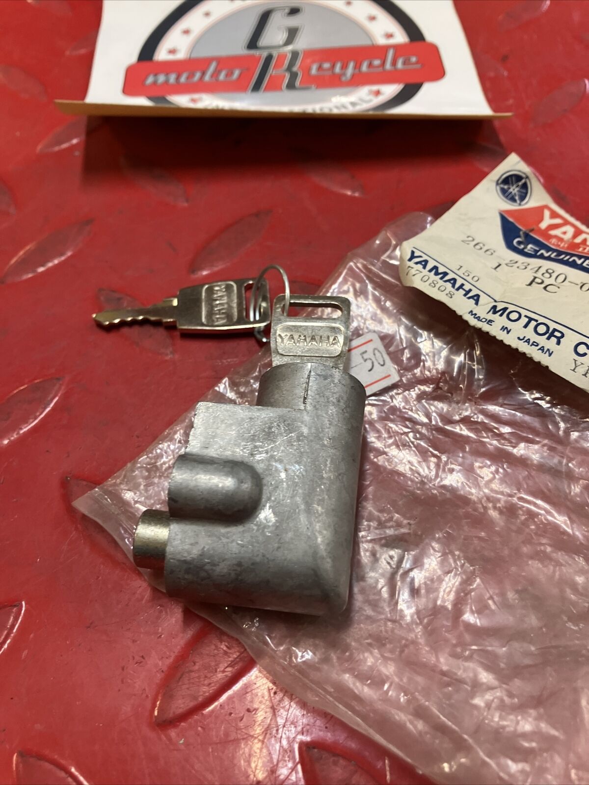 NOS Yamaha DT100 DX100 RD60 RX50 U5 U7E YJ1 STEERING LOCK 266-23480-01 Y25
