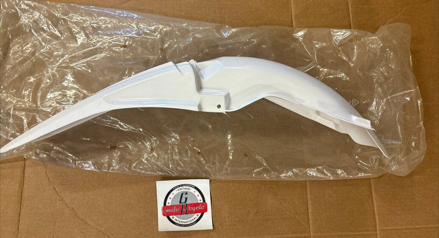 NOS UFO PLAST 1996 - 2001 YZ125 YZ250 REAR FENDER WHITE YA02897-046