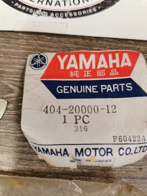 NOS YAMAHA RS100 RS125 RD50 RD200 BRAKE PAD LINING ASSY 404-20000-12 Y114