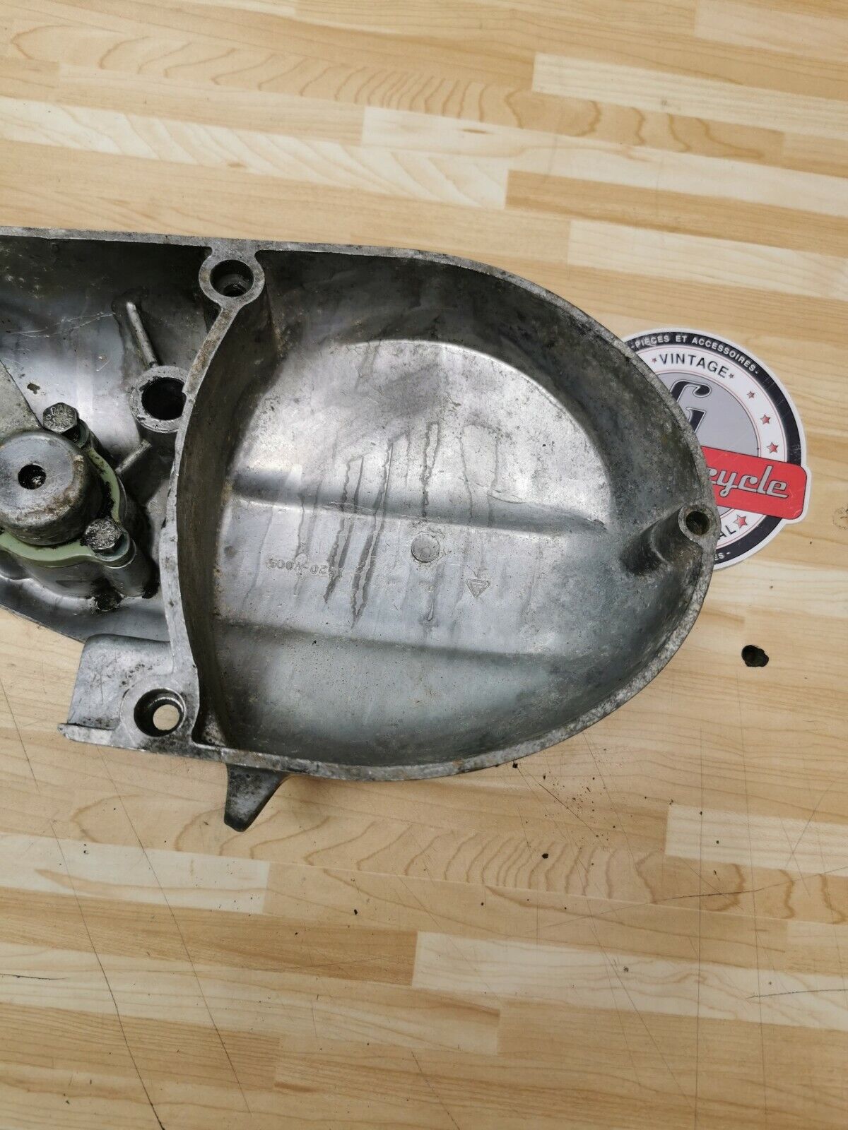 Bultaco left crankcase cover stator cover clutch lifter actuator 1520-y005