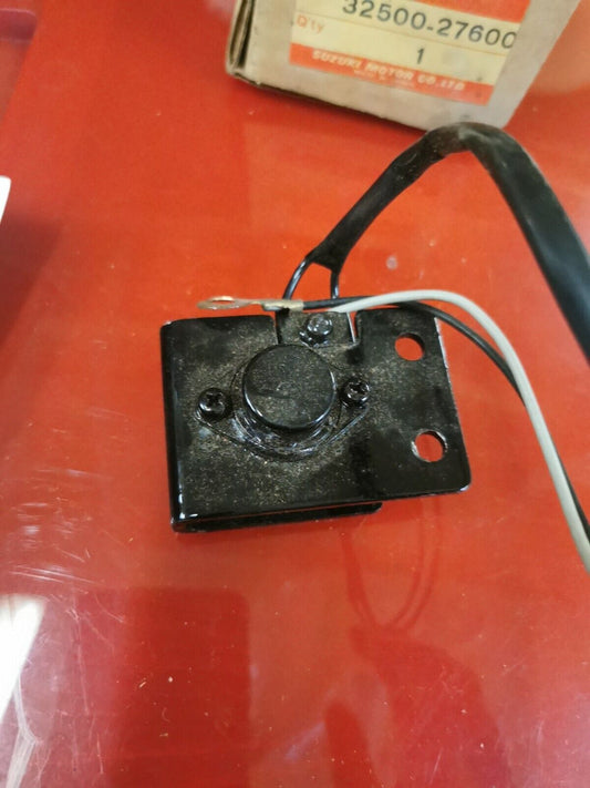 NOS SUZUKI TS125 PEGULATOR ASSY  VOLTAGE 32500-27600 SUB BY 32500-25600 S23