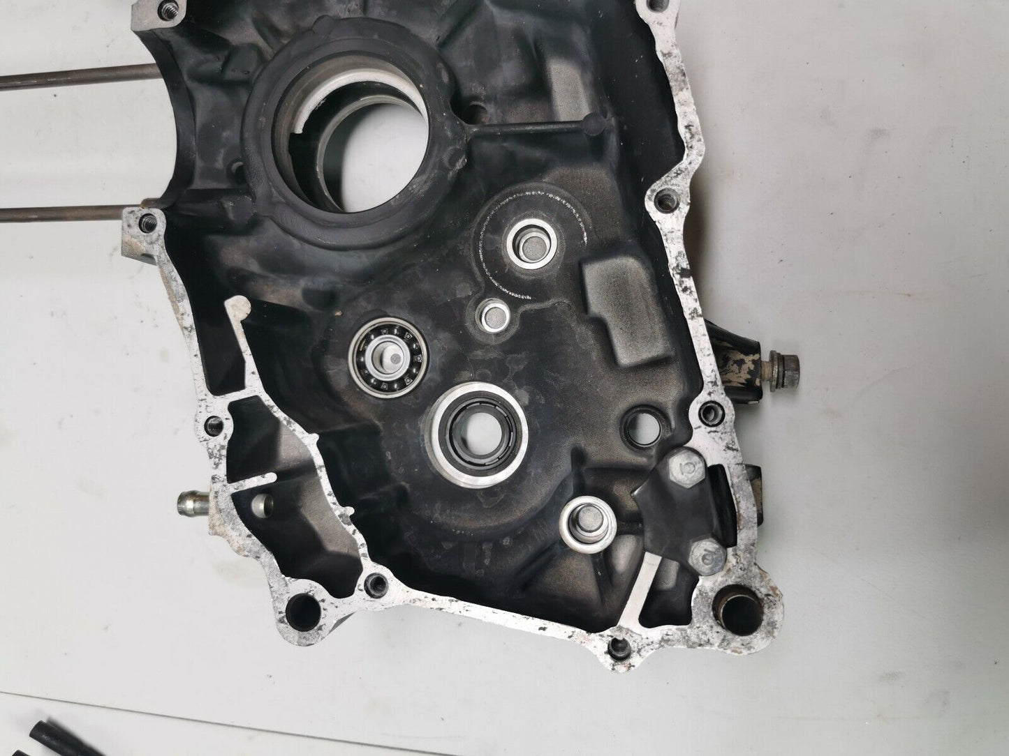 Honda XR100R 1986 crankcase left right 1983 1984 1985 1987 11100-KA9-681