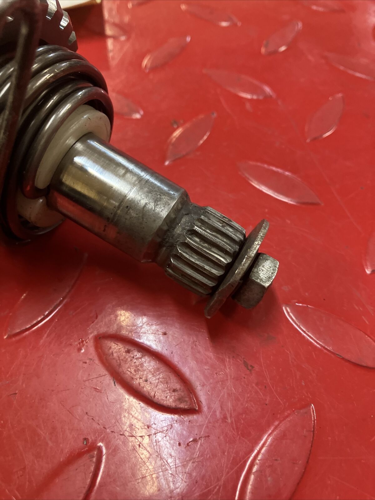 Suzuki RM125 1985 kickstarter kick starter spindle shaft idle gear 1984