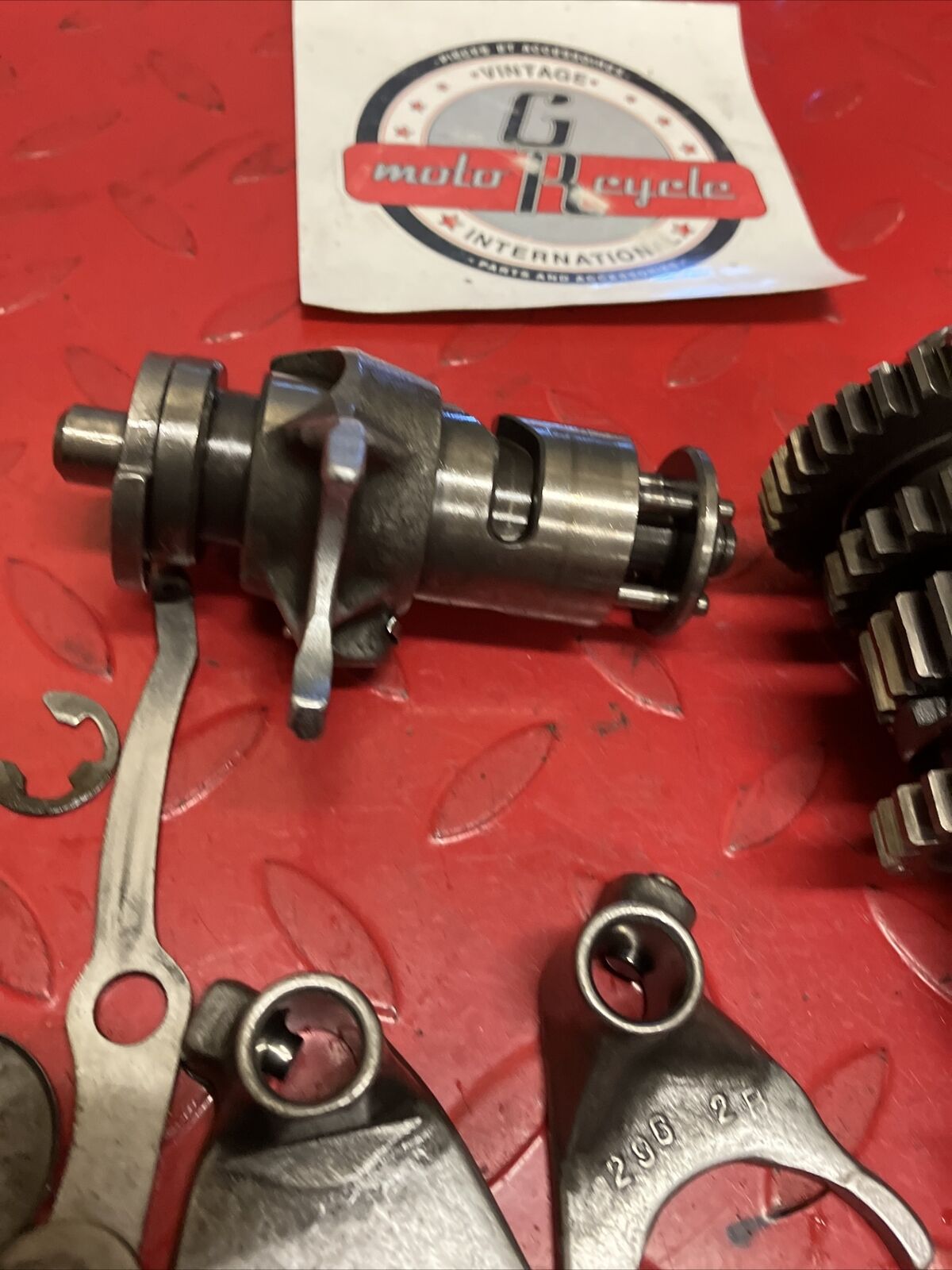 Yamaha U7E 1972 V70 transmission main counter shaft axle gear forks shift drum