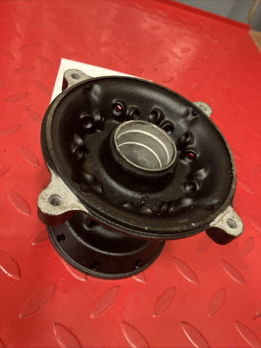 Honda CR250R 1984 Front wheel hub CR125R CR500R