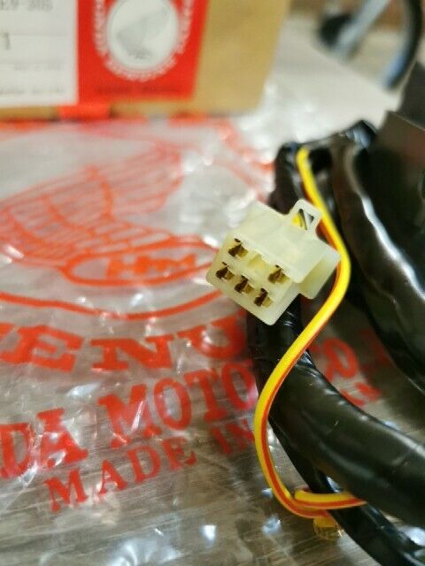 NOS HONDA VT700 VT750 NV750 NV700 ASSY SPARK UNIT 2 30411-ME9-305 H89
