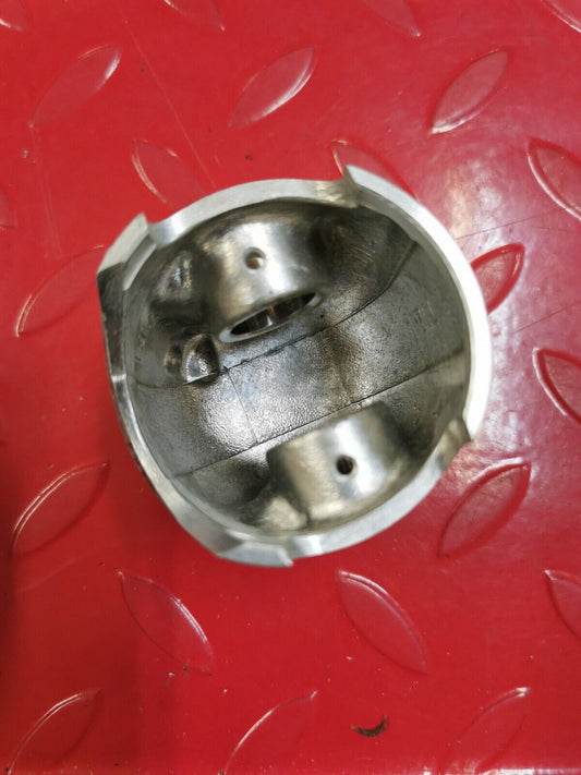 NOS YAMAHA YZ125 1978 - 1980 PISTON 1 O/S 0.25 2K6-11635-00-00 Y34