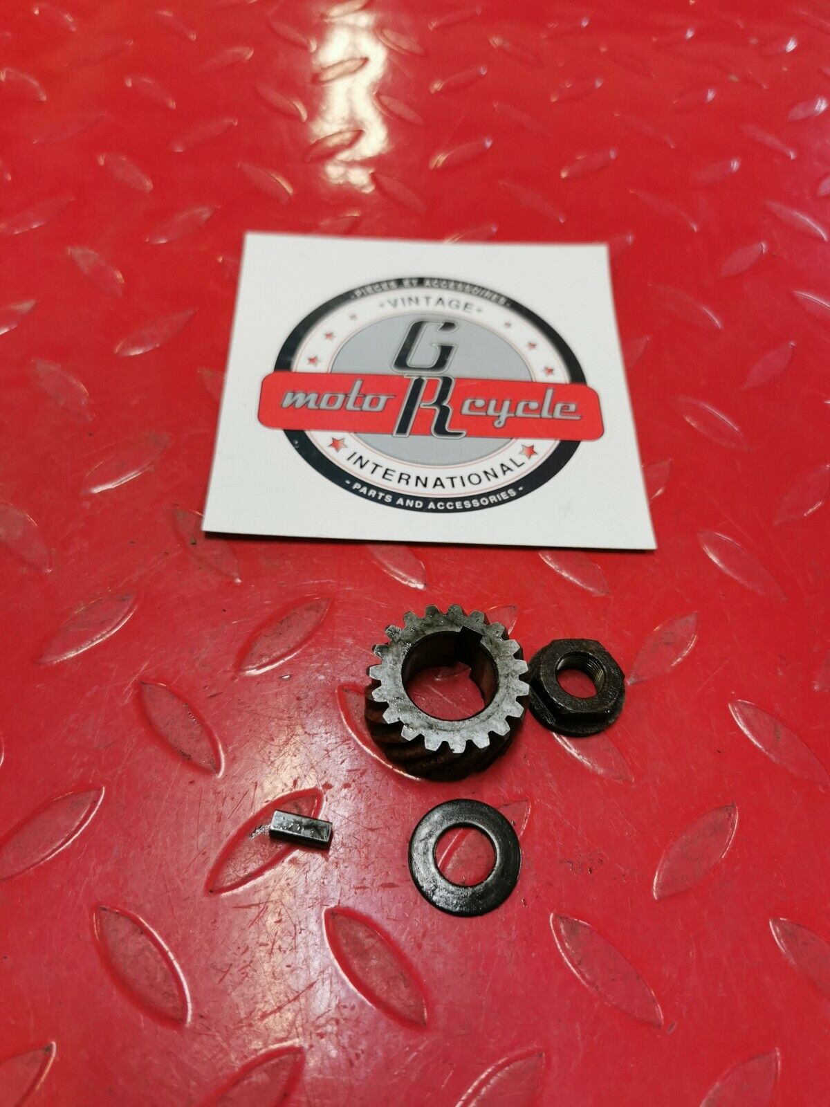 Yamaha DT125 1975 crankshaft primary drive gear
