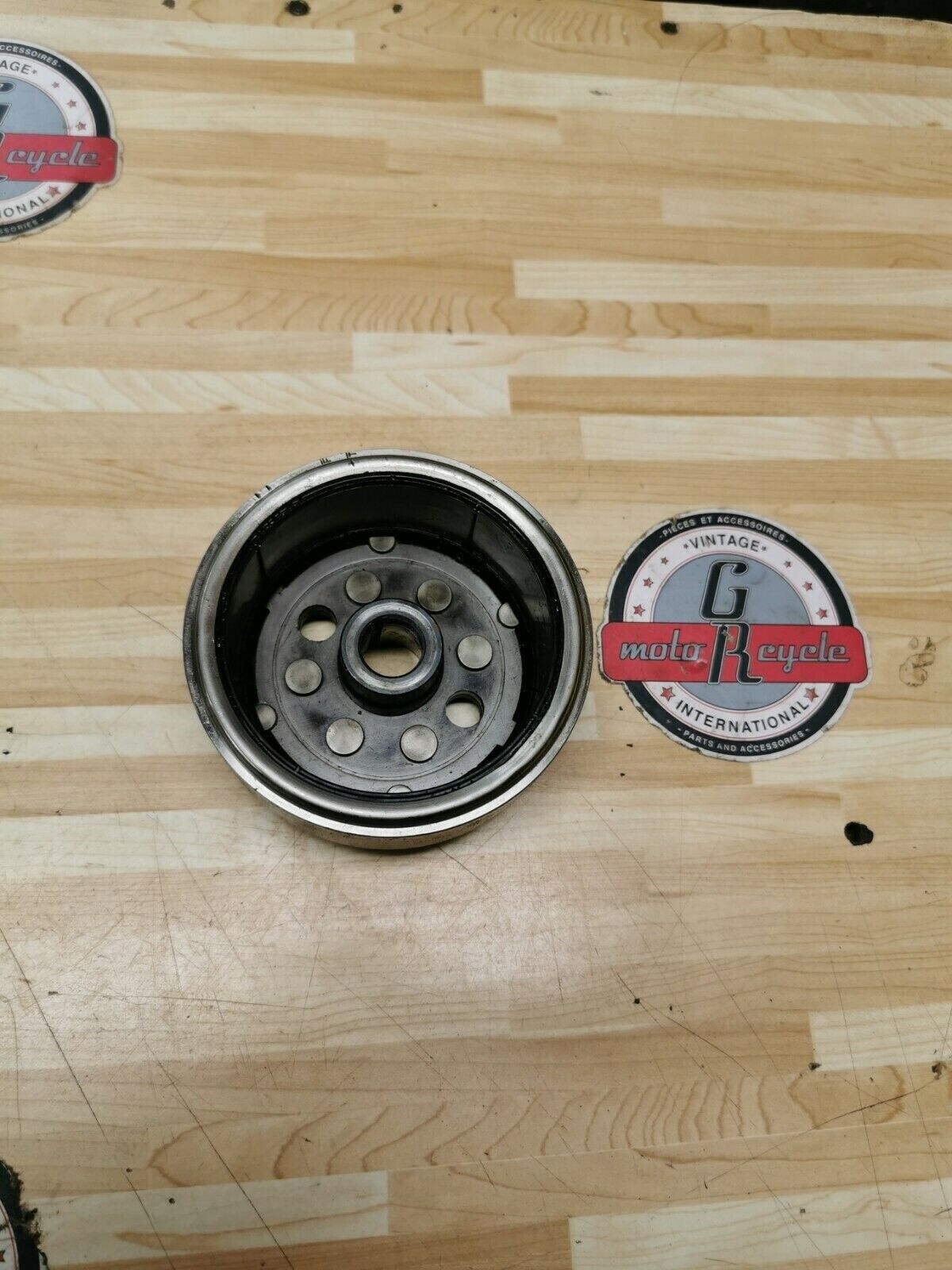 Honda XR250R 1984 flywheel rotor magneto 31110-KK1-004 1985