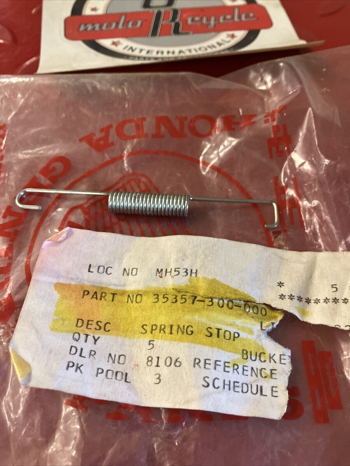 NOS HONDA CB750 STOP SWITCH SPRING 35357-300-000 H24