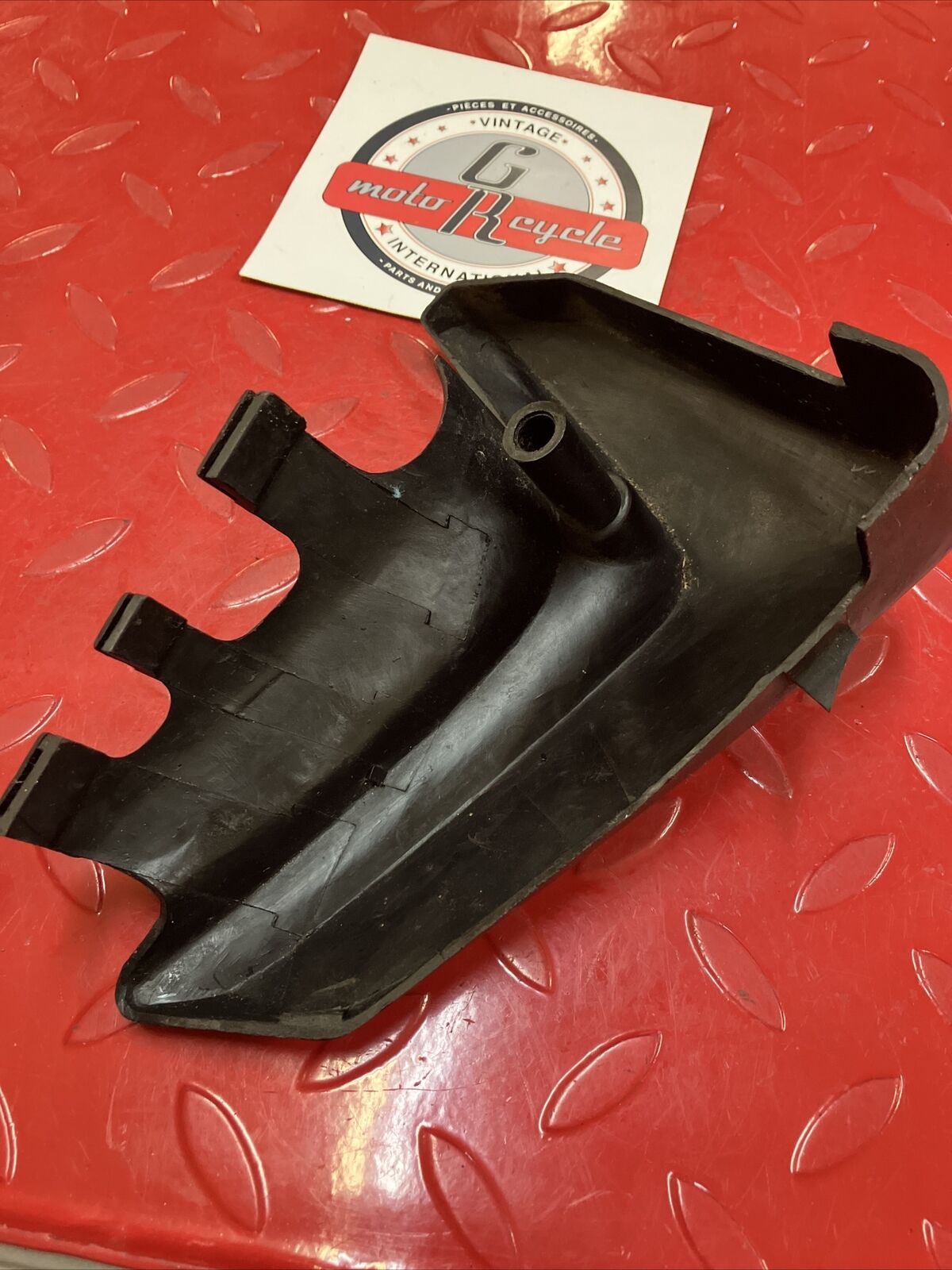Yamaha XV500 Virago 500 front left air scoop frame cover