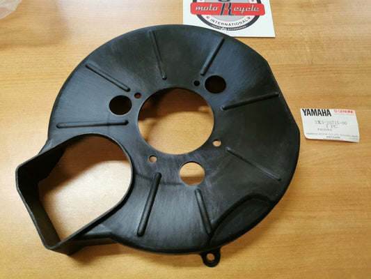 NOS YAMAHA YT125 1980 - 1982 REAR BRAKE CALIPER COVER 3X3-25715-00 Y42