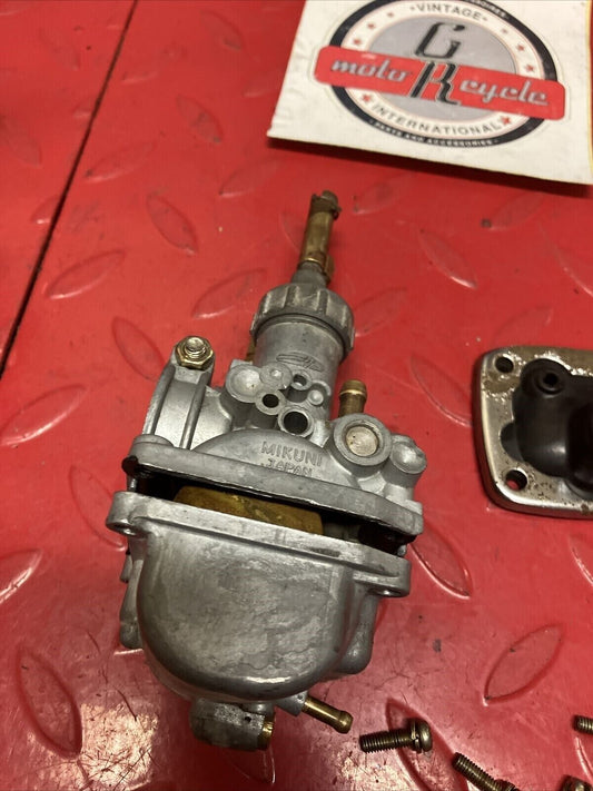 Suzuki RV90 1975 carburetor