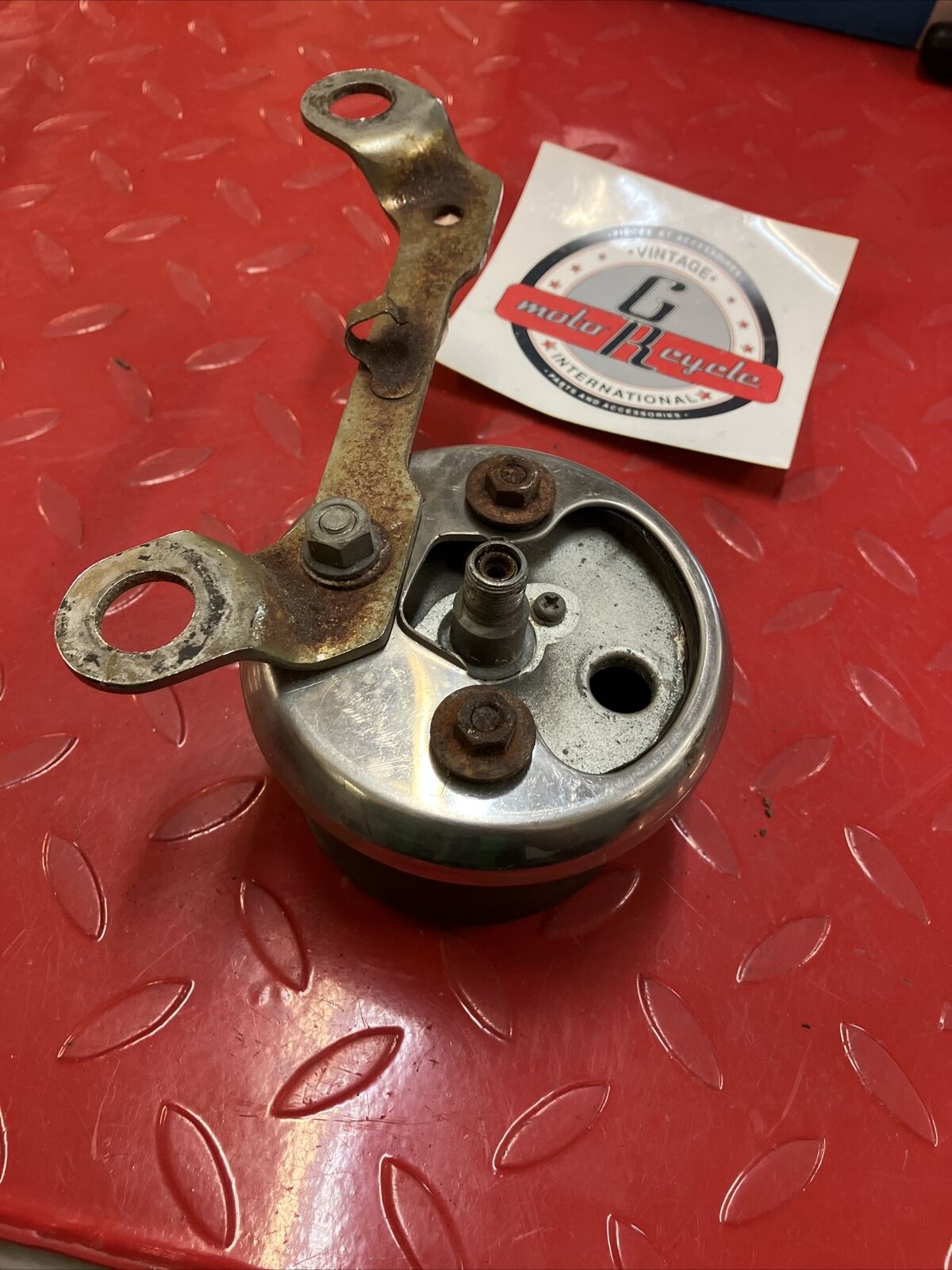 Honda CL350 1970 tachometer tach meter bracket T