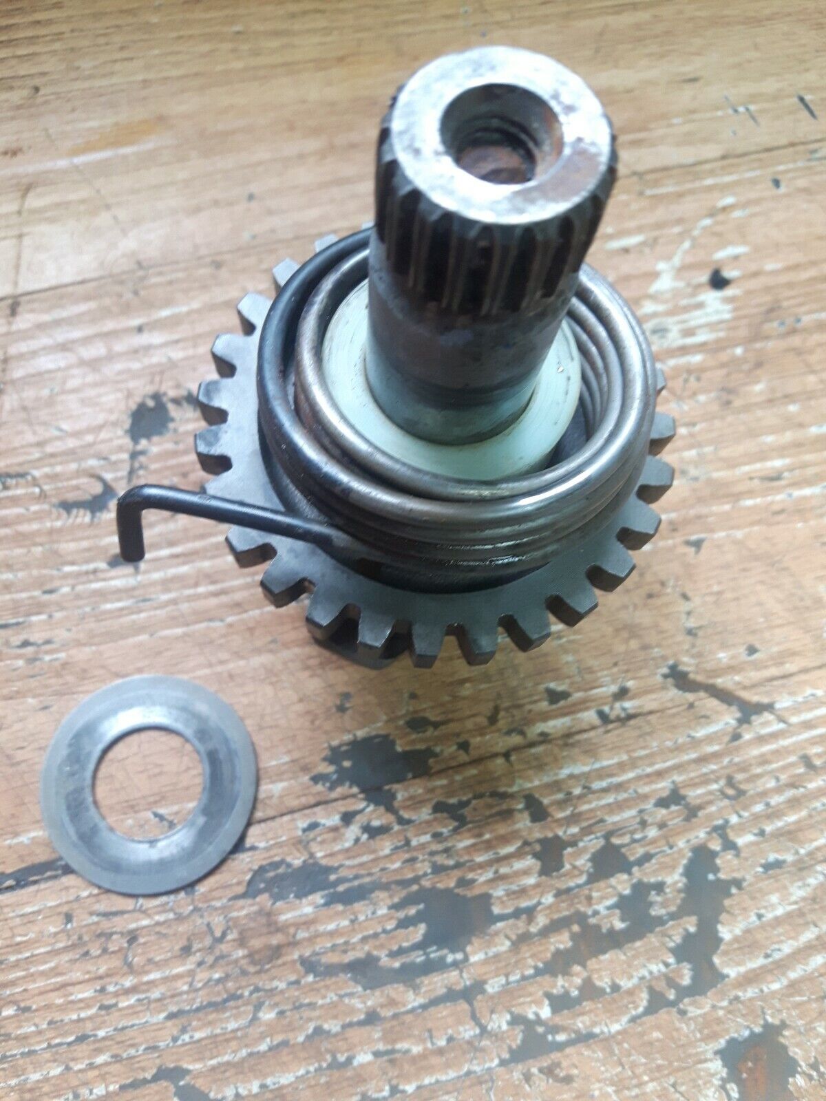 Suzuki RM250 1986 kickstarter kickstart spindle kick starter gear shaft