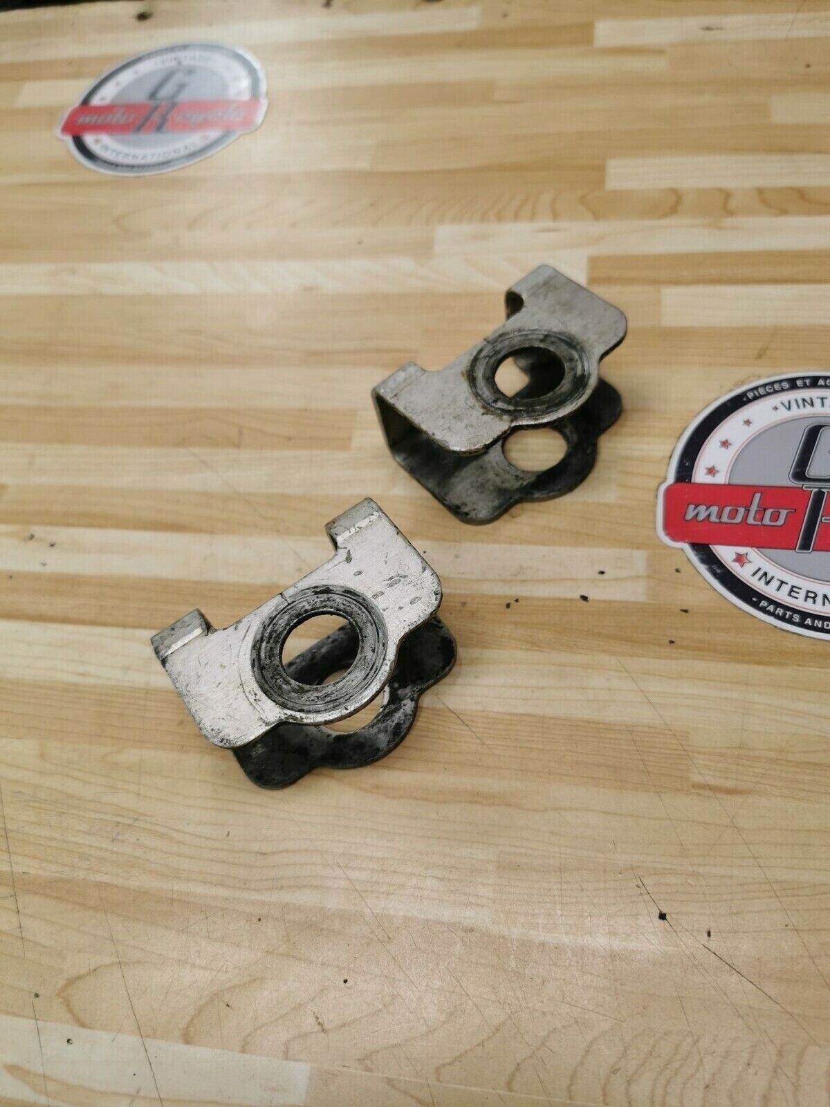 Kawasaki KX500 1987 swingarm outside chain adjuster KX125 KX250 1985 1986