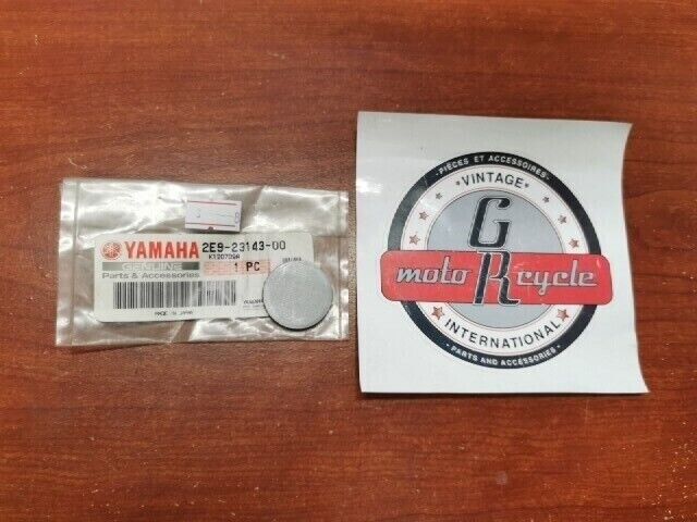 NOS Yamaha CE50 CY50 PW50 QT50 SH50 YV50 SPRING LOWER SEAT 2E9-23143-00-00 Y103