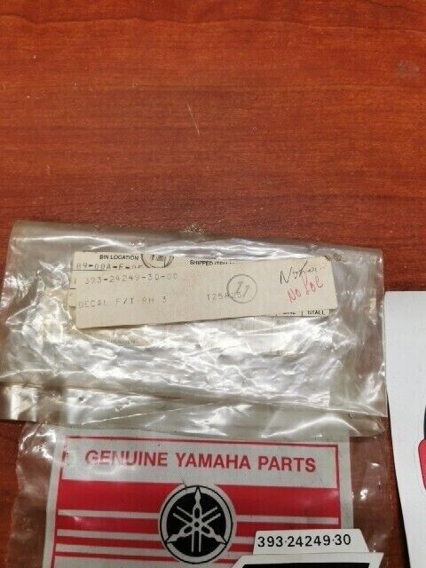 NOS Yamaha 1976 GT80 FUEL TANK GRAPHIC (DAMAGED) 393-24249-30-00 Y121