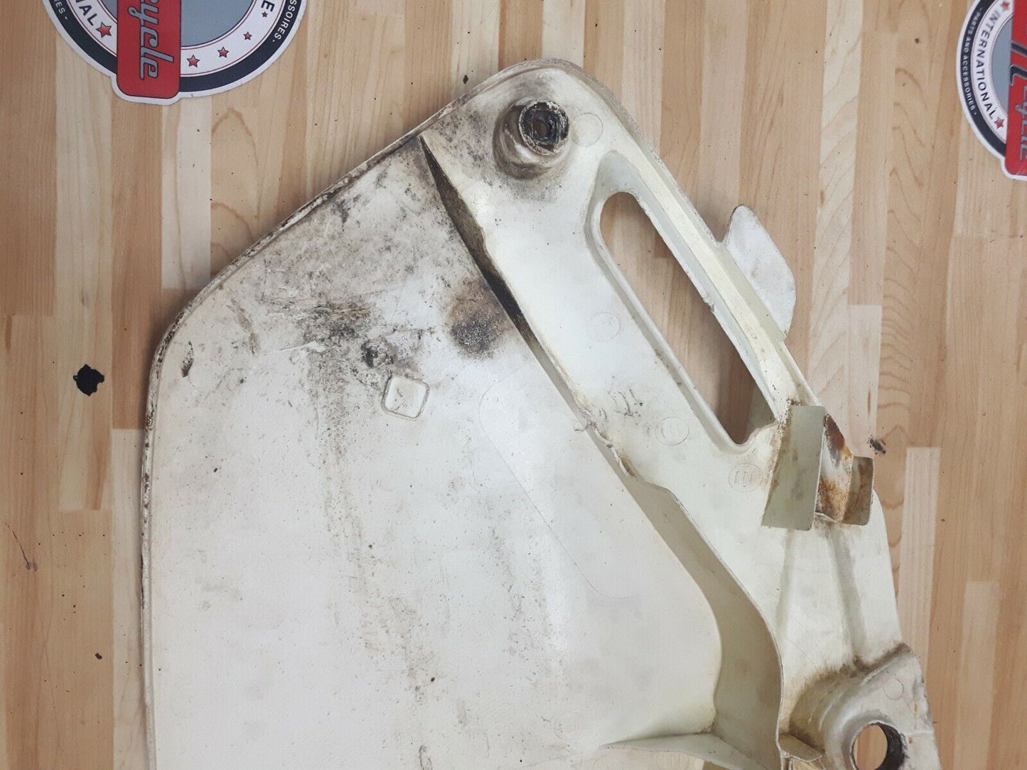 Honda CR250R 1990 right side cover panel number plate