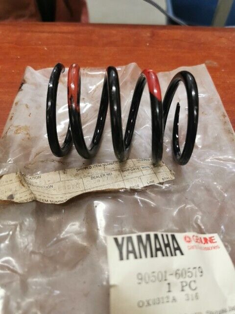 NOS Yamaha 1980 SRX440D COMPRESSION SPRING 90501-60579-00 Y125