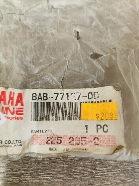 NOS YAMAHA VMAX VX800AQA VX500EW VX800STW STAY 3 8AB-77127-00-00 Y113