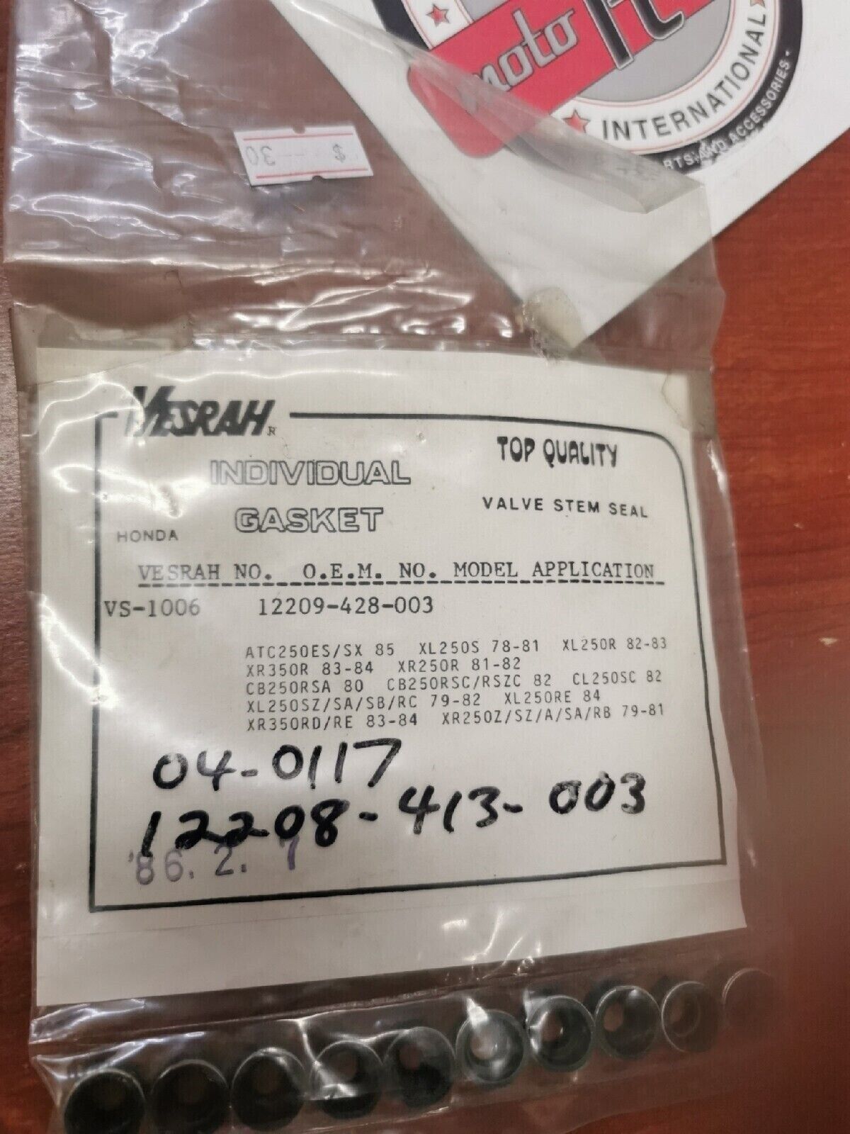 NOS Honda XR100 NT650 VT600 CMX250 VT750 VALVE STEM SEAL QTY10 12208-413-003 H36