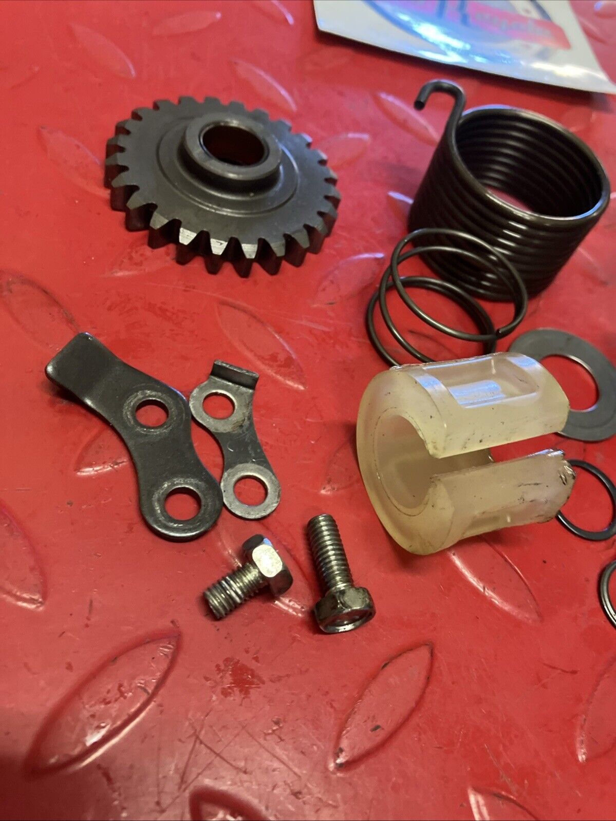Suzuki RM125 1983 kickstarter kick starter spindle gear shaft Spring 2