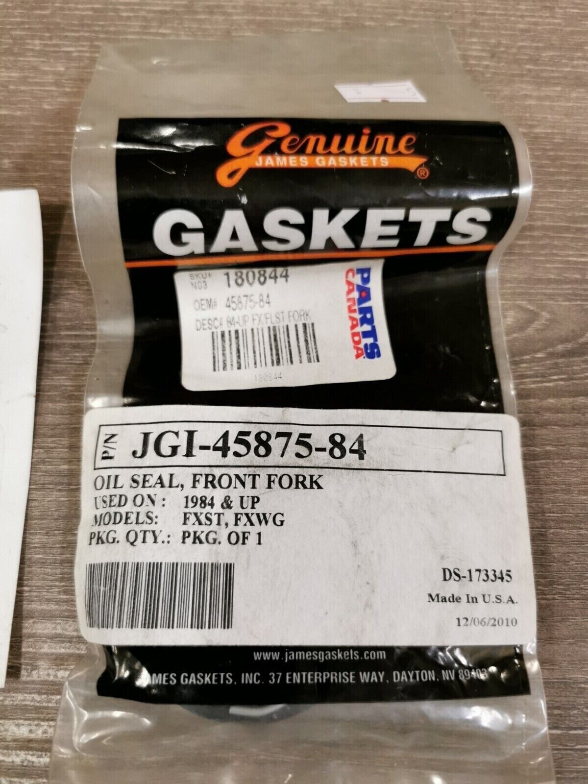 NOS James Gasket FXST FXWG OIL SEAL FRONTE FORK  JGI-45875-84 J45