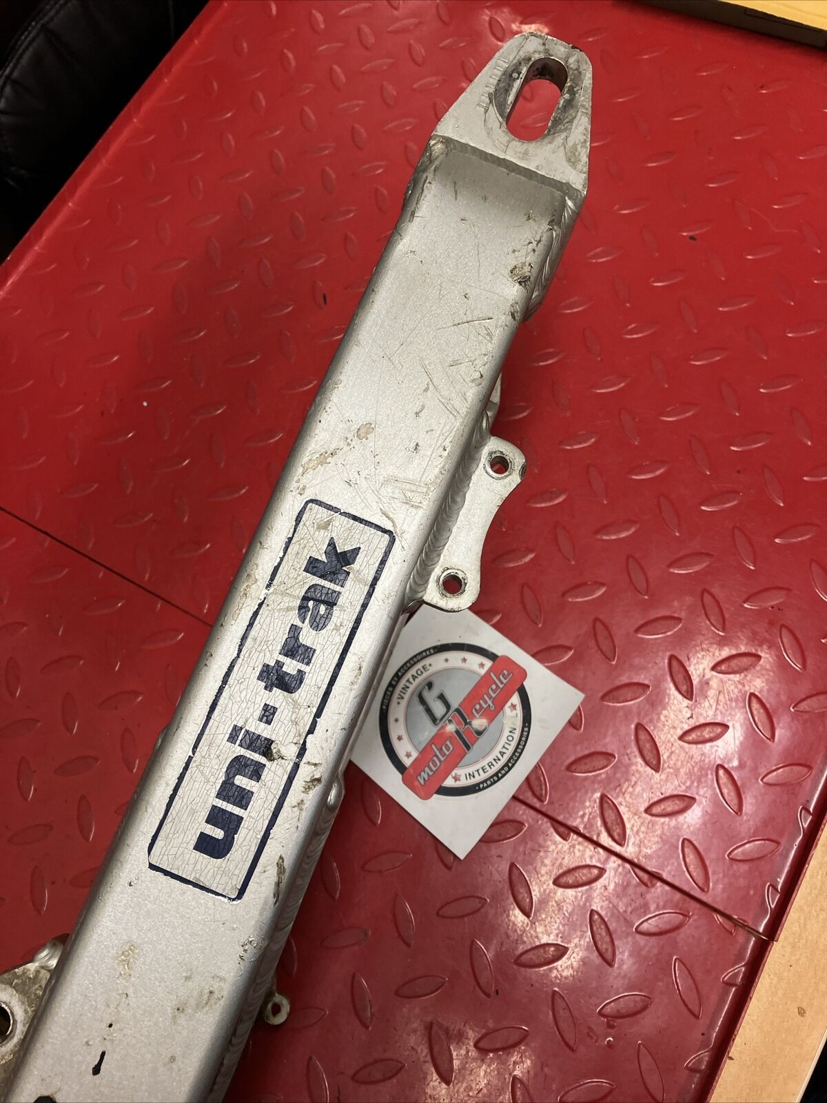 Kawasaki KX125 1980 swingarm rear swing arm 1981