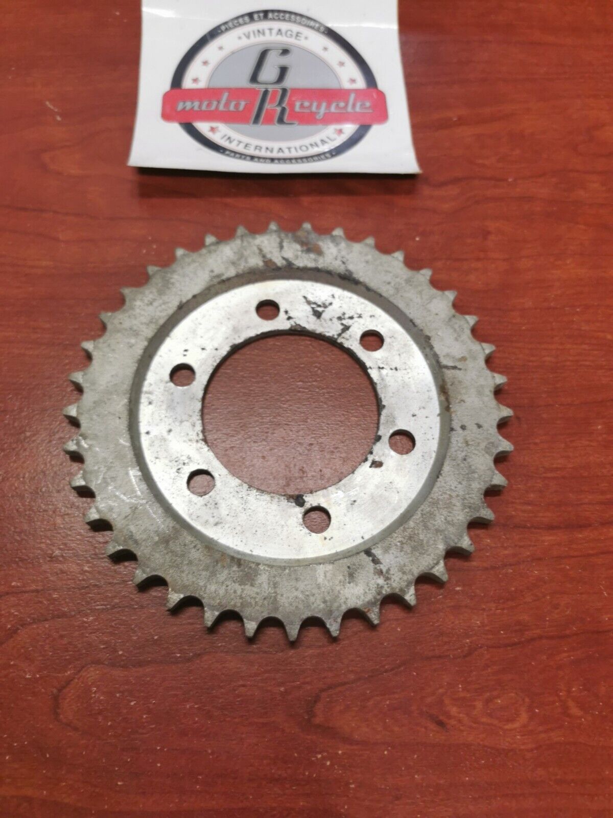NOS Yamaha DRIVE SPROCKET 37T SUB. 248-25437-10-33 SUB. 248-25437-11-00 Y89