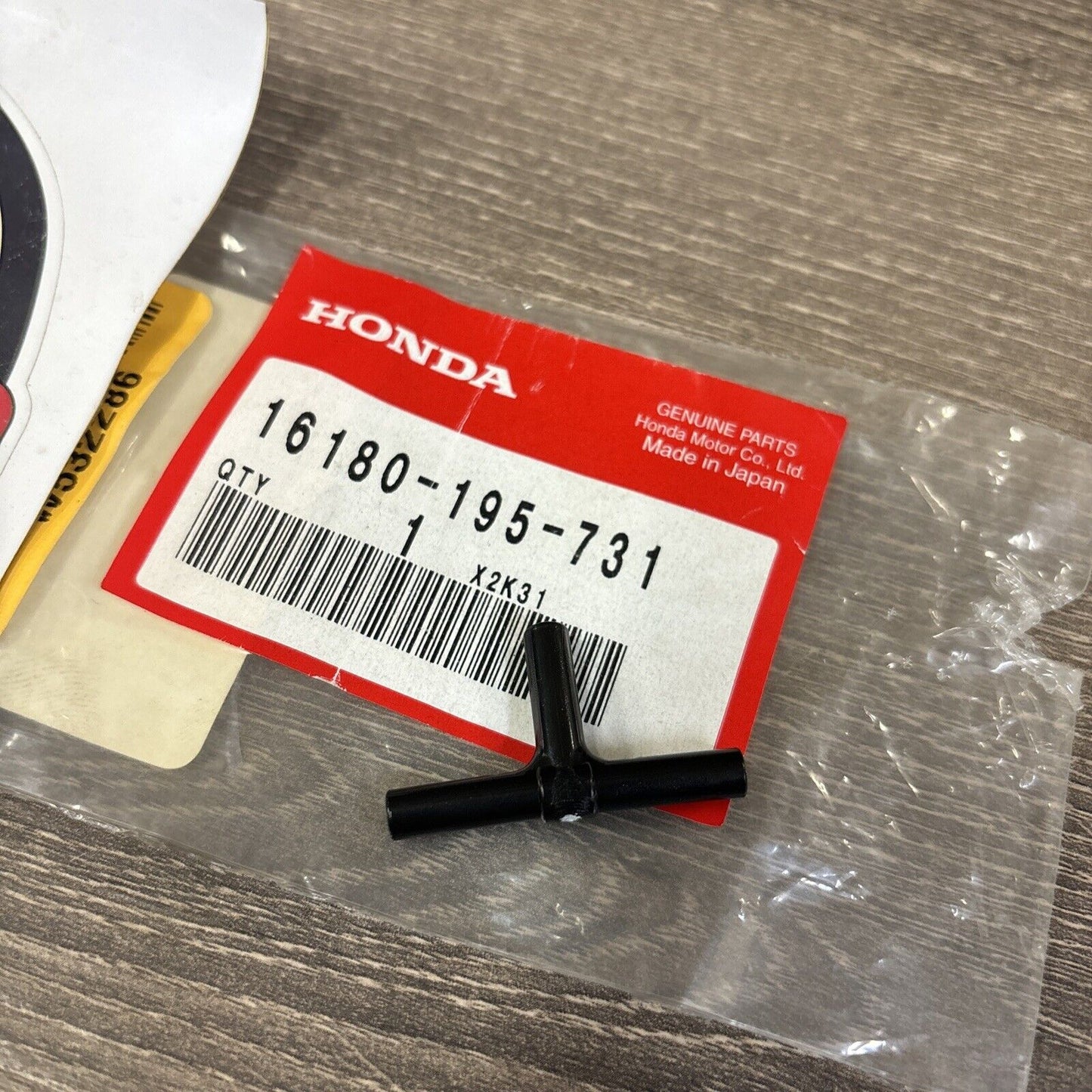NOS Honda CB1000 CBF500 CBR1000F CBR1100XX T TYPE JOINT 16180-195-731 H158