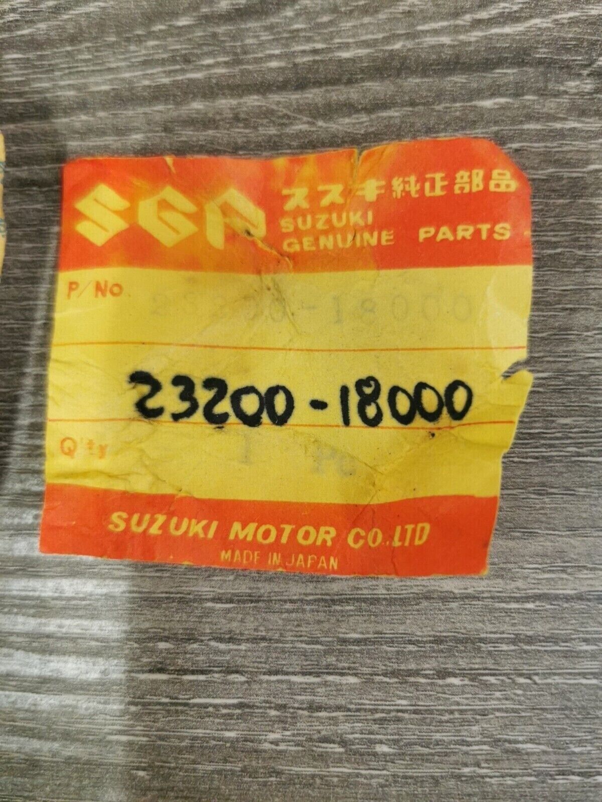 NOS SUZUKI T305 TC305 GT250 T350J CLUTCH RELEASE SCREW ASSY 23200-18000 S23