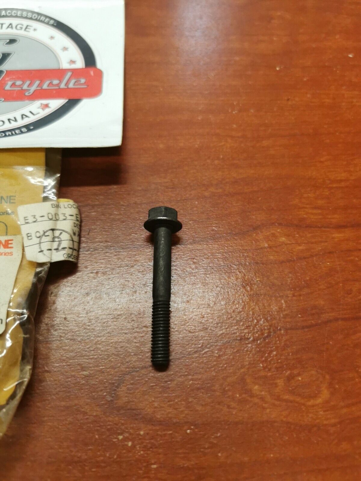 NOS YAMAHA FJ1200 FJ1100 WASHER BASED  BOLT 90105-06305-00 Y72