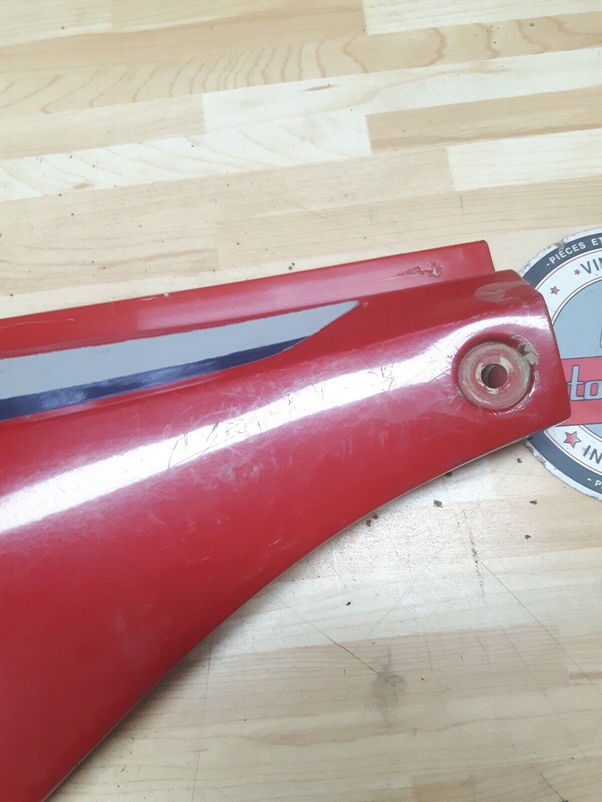 Kawasaki GPZ550 1984 right side panel cover