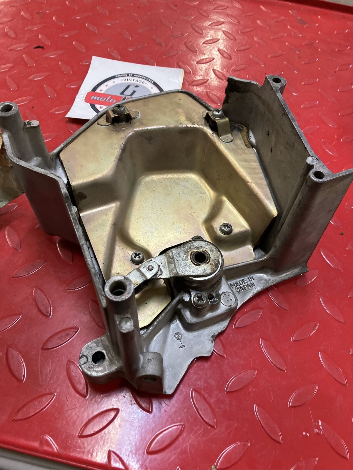 Kawasaki KZ1000 1981 1982 1983 left crankcase sprocket chain cover guard U1