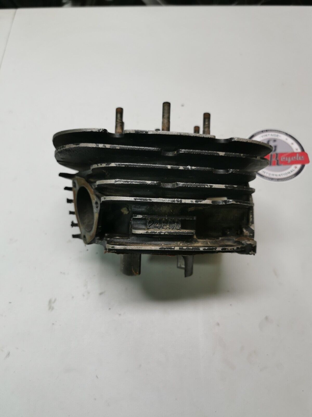 Suzuki RM250 1976 cylinder jug barrel