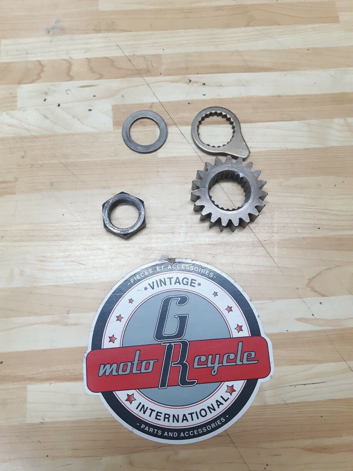 Honda XR200R 1984 primary drive gear crankshaft nut rotor pulser washer