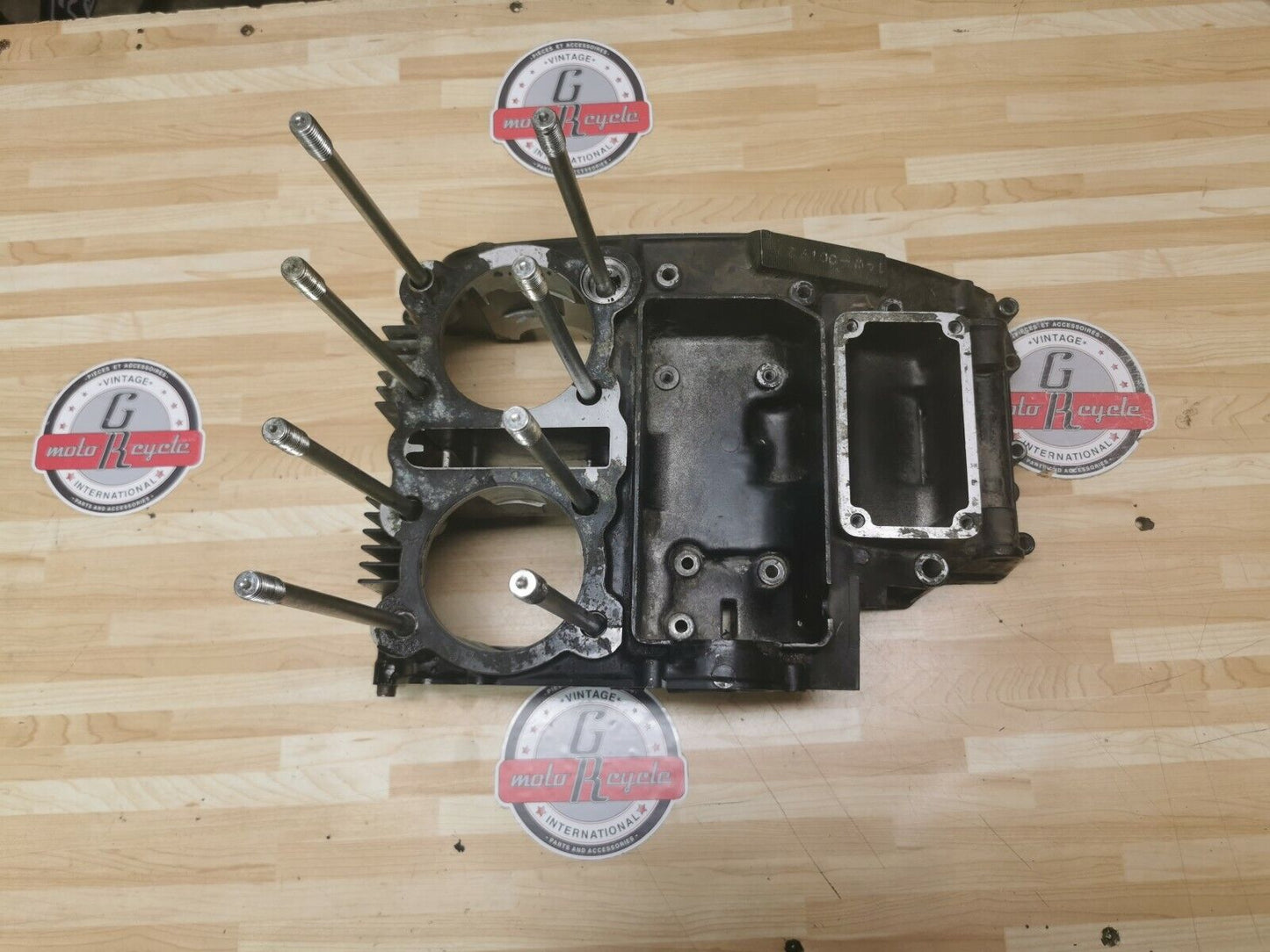 Yamaha XS400S 1982 top upper crankcase crank case