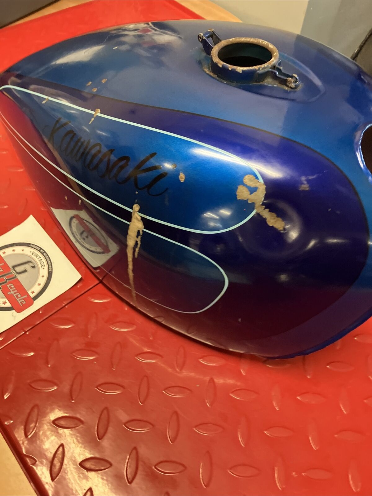 Kawasaki Z1 1975 Fuel tank gas petrol reservoir