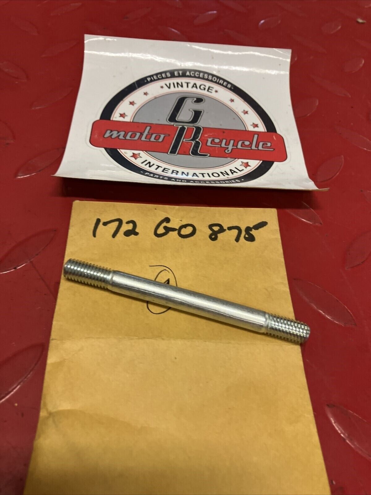 NOS KAWASAKI CRANKCASE STUD 8X75 172G0875 K20