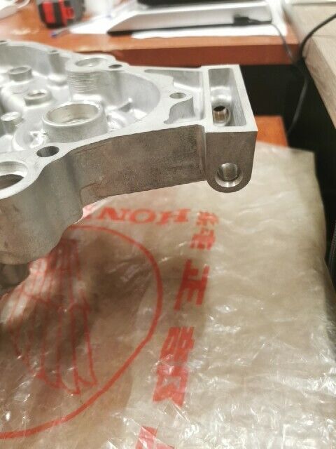 NOS Honda CX500 REAR COVER 11310-449-000 OR 11310-415-000 H71