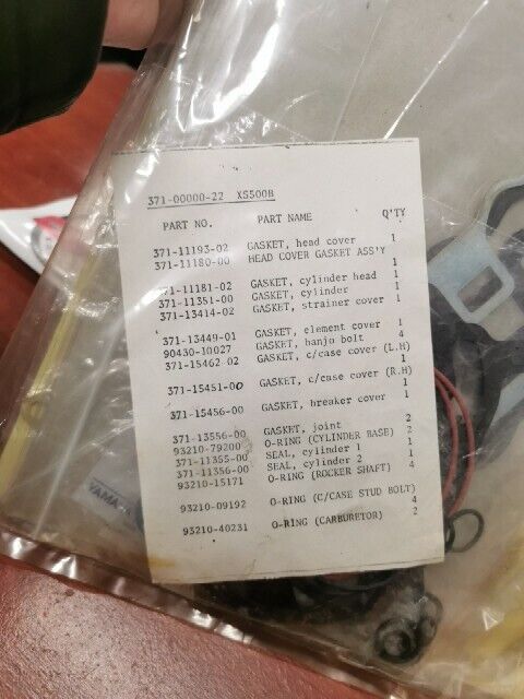 NOS Yamaha 1975 XS500B COMPLETE GASKET KIT 371-00000-22-00 371-00000-21-00 Y133