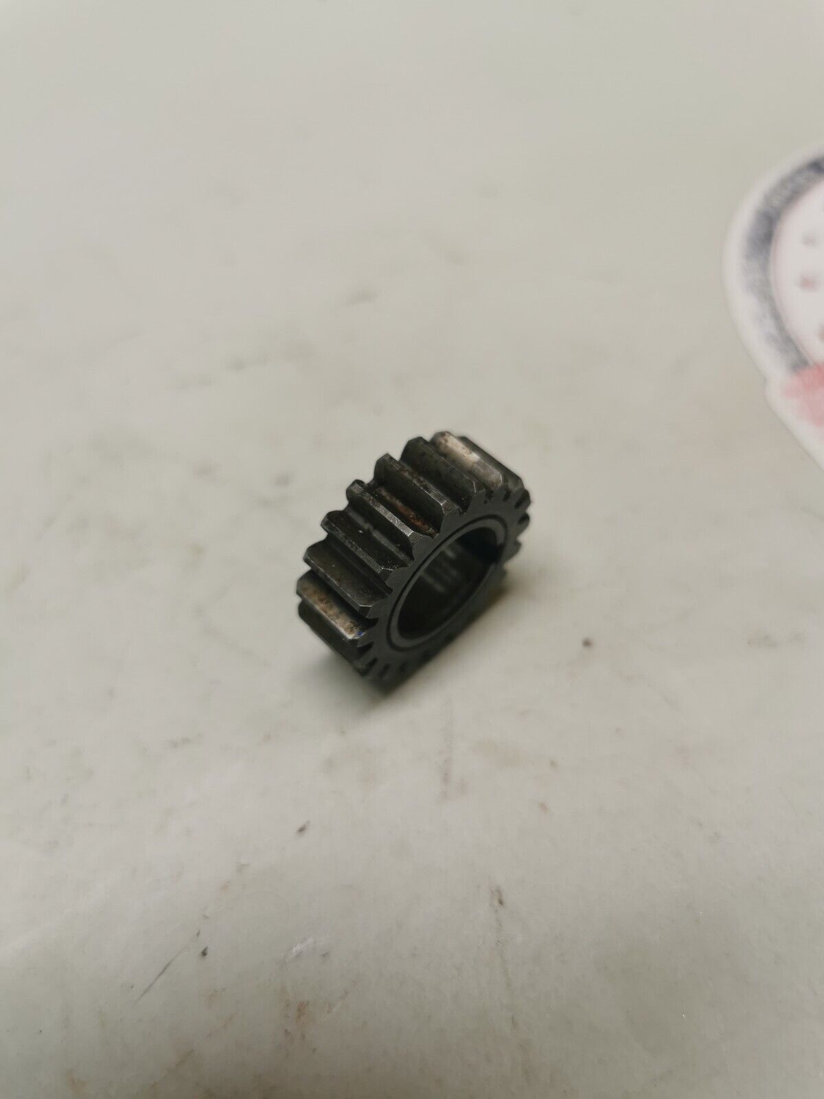 Suzuki RM125 1983 waterpump water pump shaft primary gear RM250 1982 1984 1985